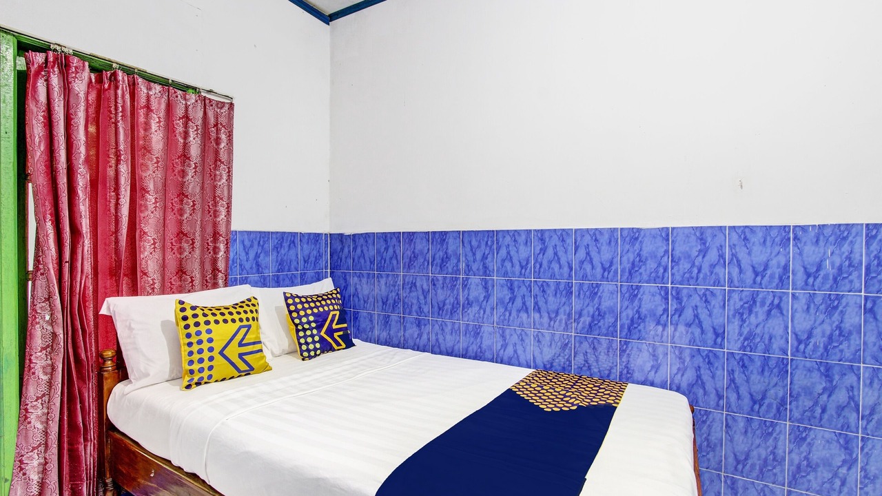 Photo of Bedroom in Hargomulyo