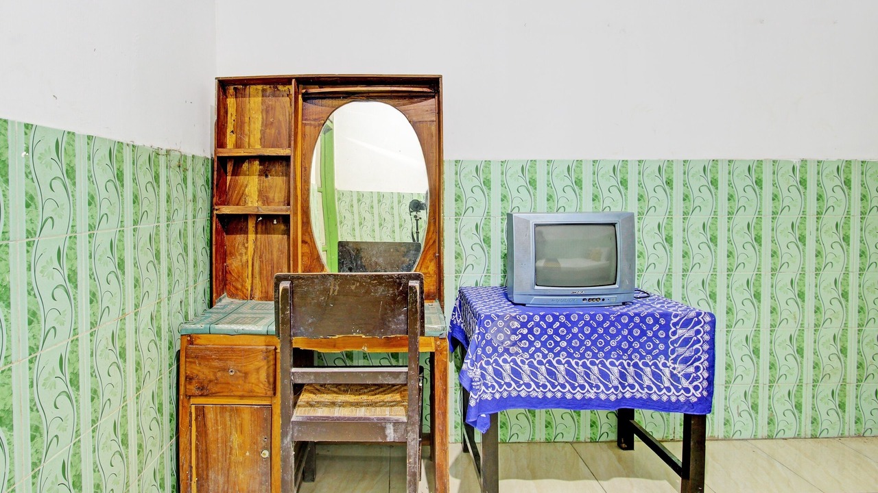 Photo of Bedroom in Hargomulyo