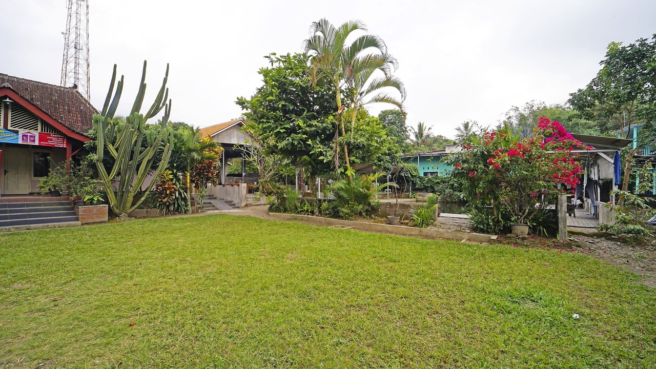 Photo of Outdoor in Pakem