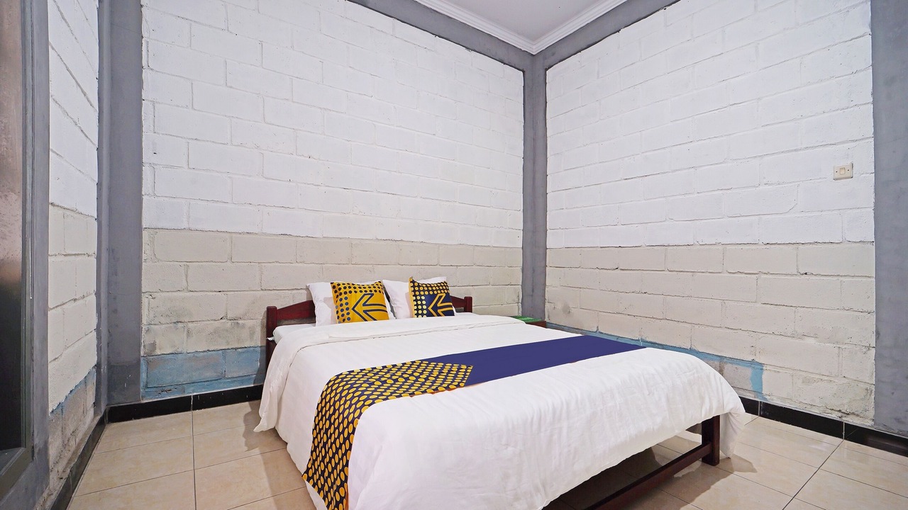 Photo of Bedroom in Pakem