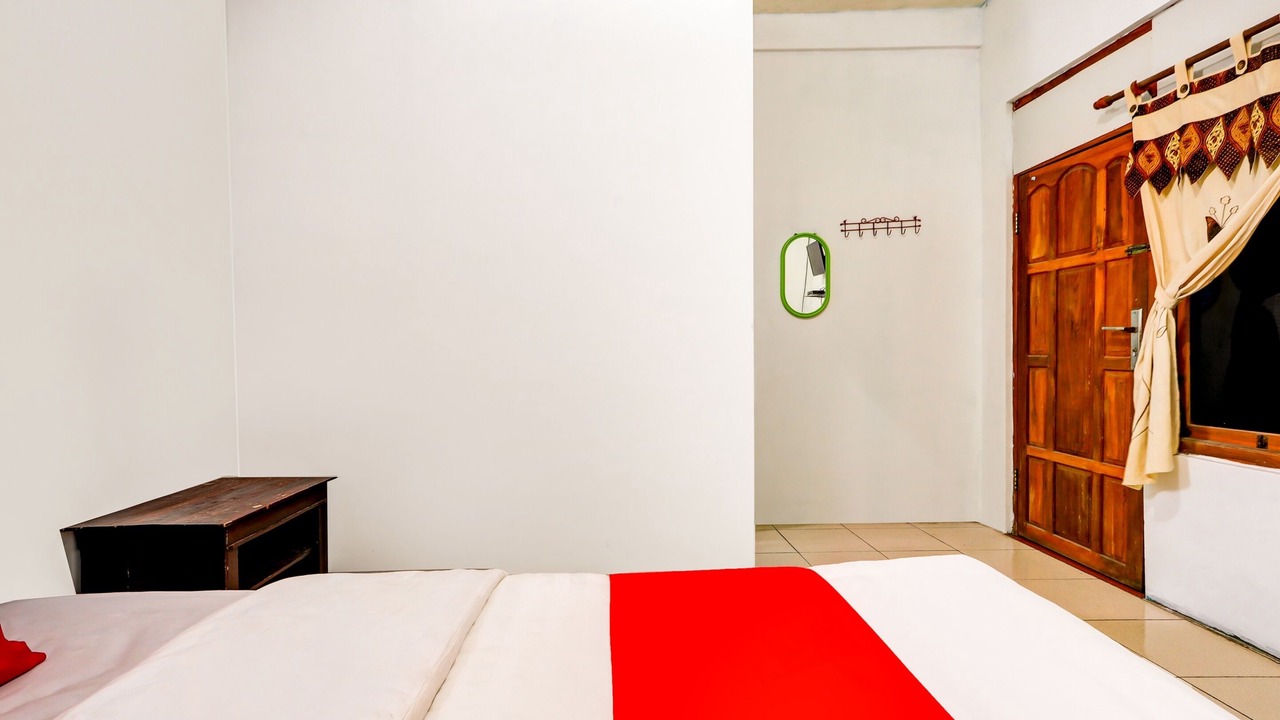 Photo of Bedroom in Kretek