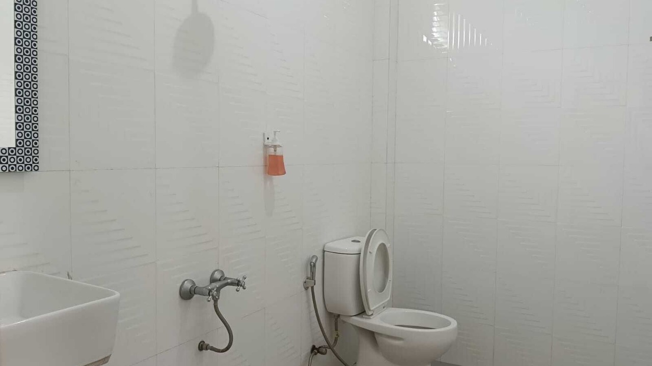 Photo of Bathroom in Sukapura