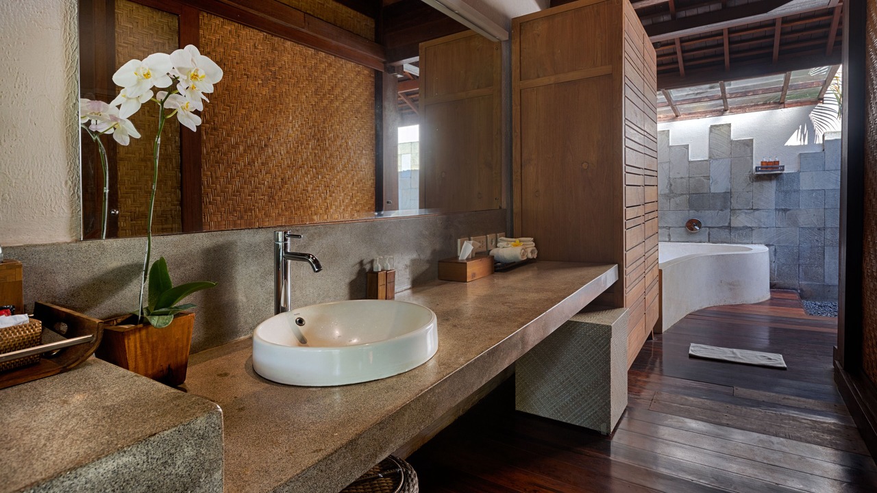 Photo of Bathroom in Kedewatan