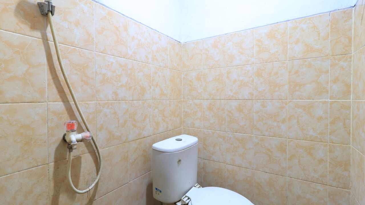 Photo of Bathroom in Mampang Prapatan
