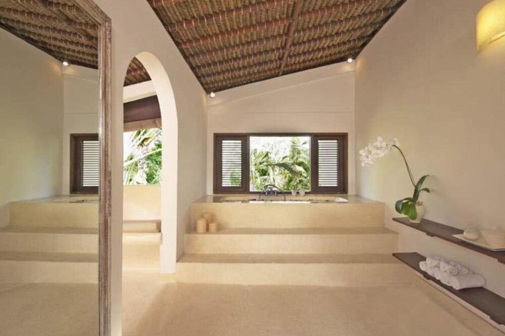 Photo of Bathroom in Nakula