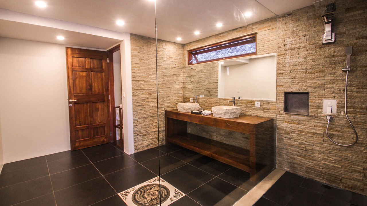 Photo of Bathroom in Sambahan