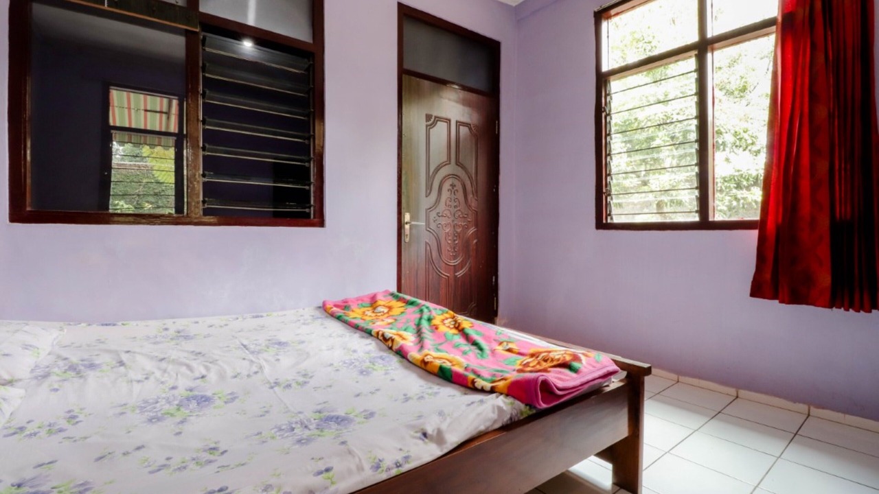 Photo of Bedroom in Pakem