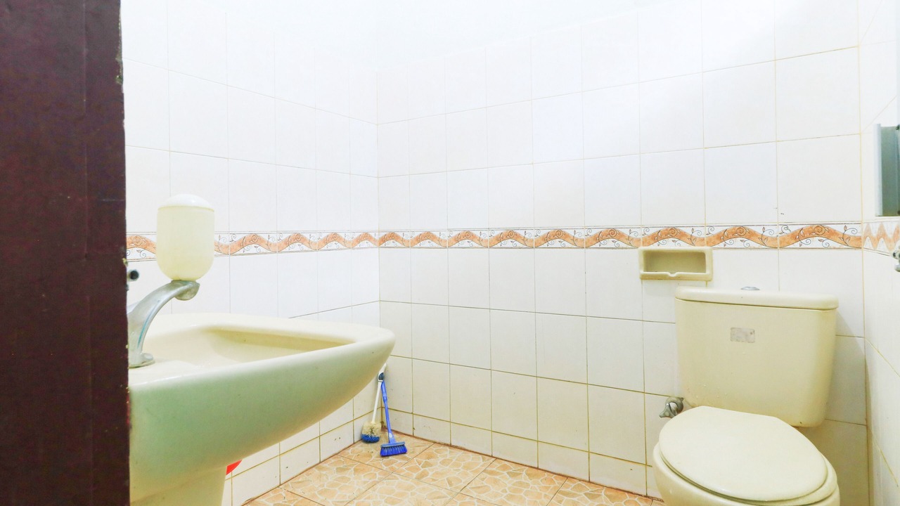 Photo of Bathroom in Makassar