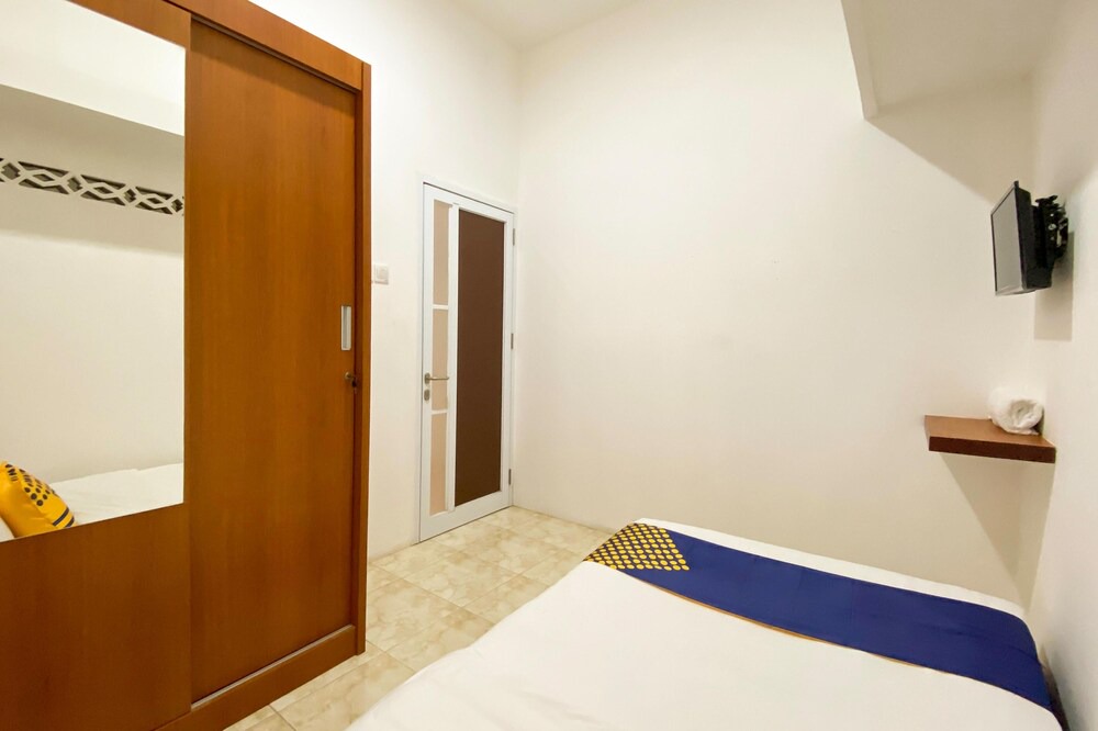 Photo of Bedroom in Padang