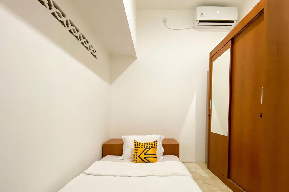 Photo of Bedroom in Padang
