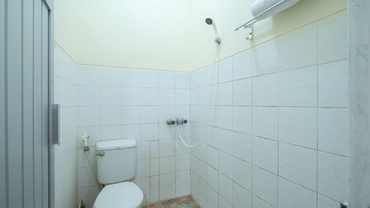 Photo of Bathroom in Pakem