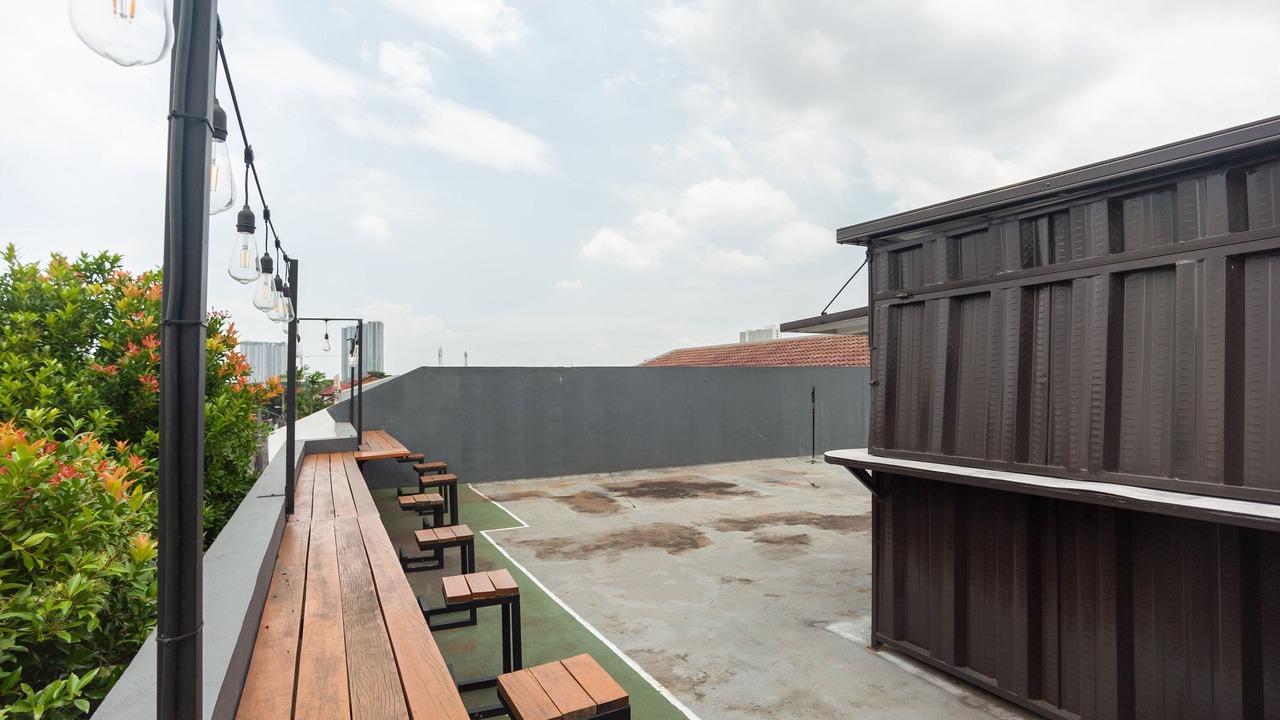 Photo of Patio Balcony in Pekayon Jaya