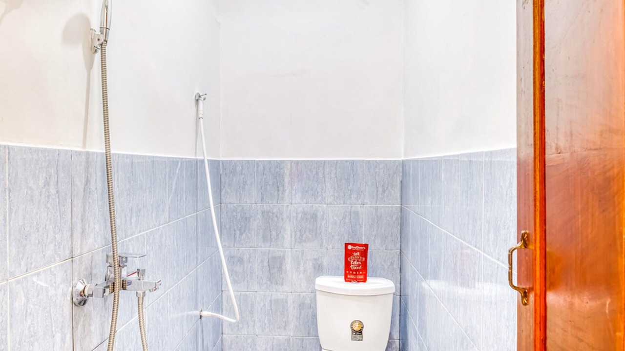 Photo of Bathroom in Kretek