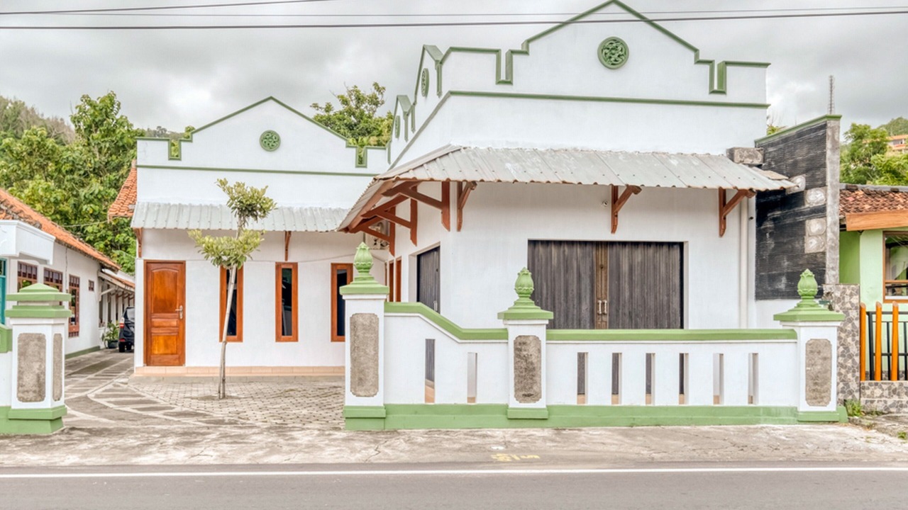 Photo of Outdoor in Kretek