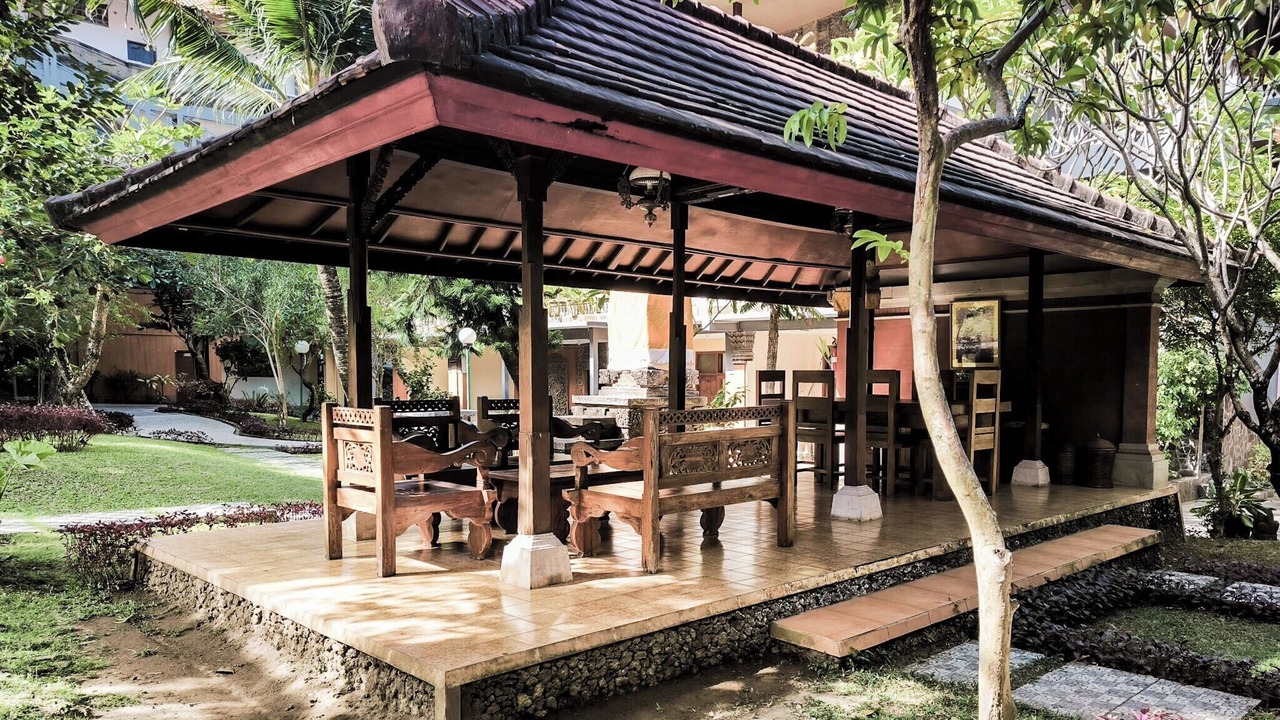 Photo of Patio Balcony in Kartika Plaza