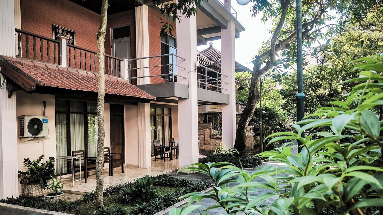 Photo of Patio Balcony in Kartika Plaza