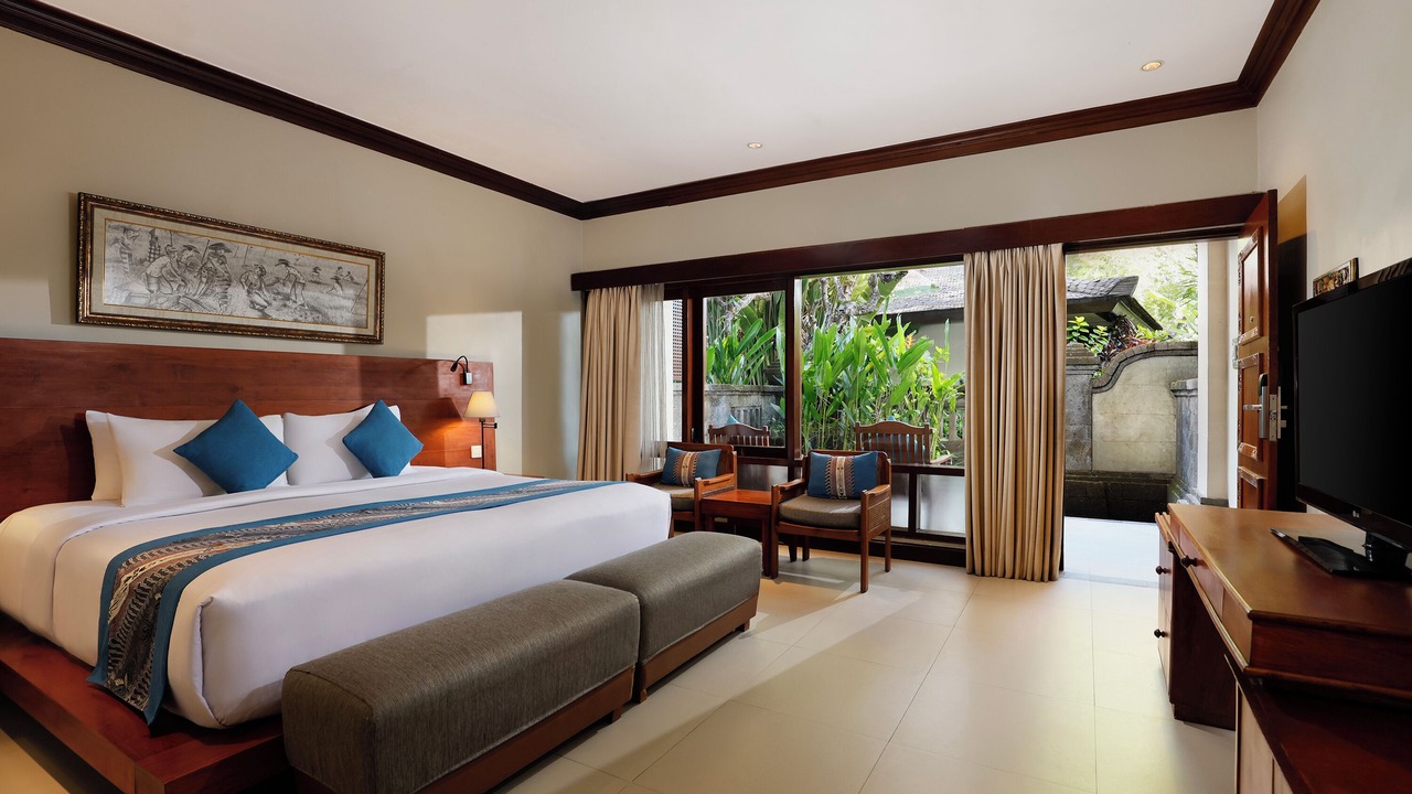 Photo of Bedroom in Kartika Plaza