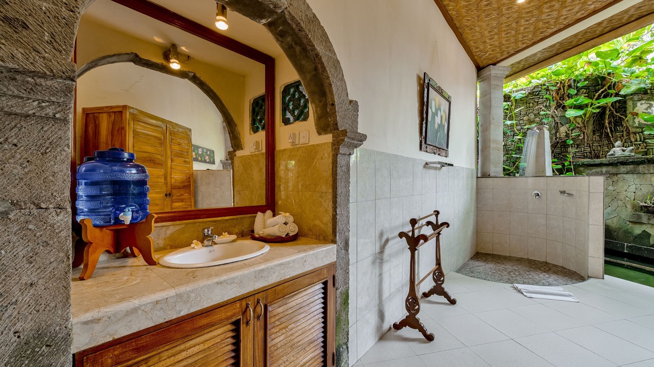 Photo of Bathroom in Nyuh Kuning
