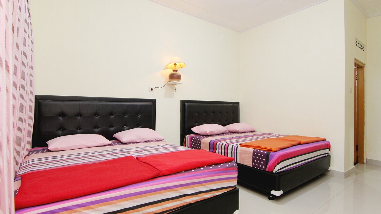 Photo of Bedroom in Pakem
