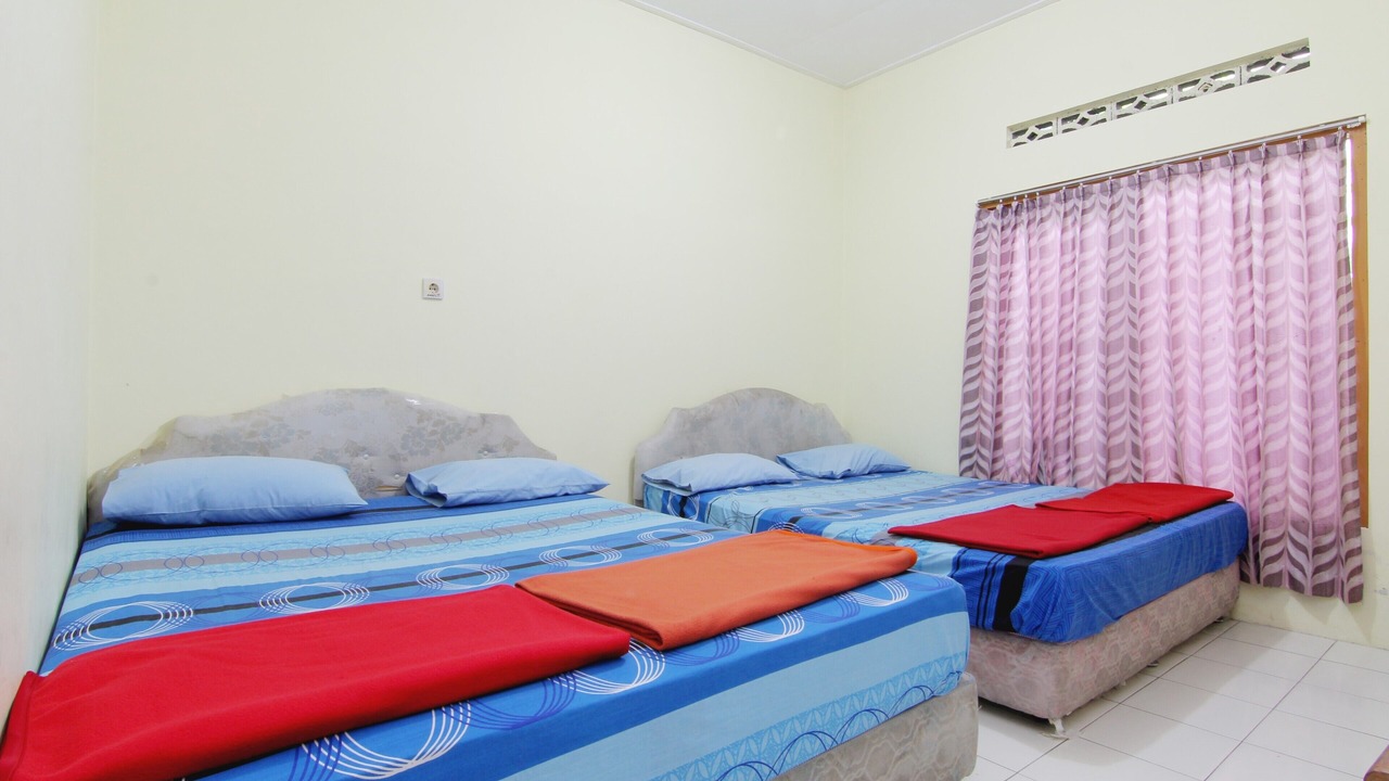 Photo of Bedroom in Pakem