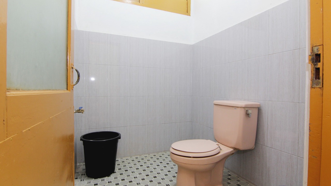 Photo of Bathroom in Pakem