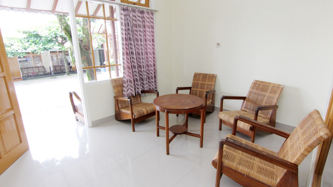 Photo of Bedroom in Pakem