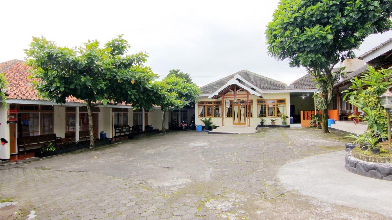 Photo of Outdoor in Pakem
