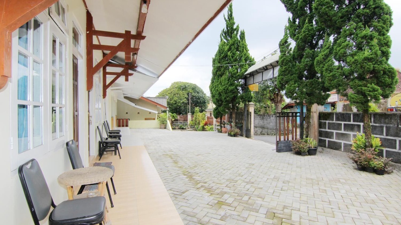 Photo of Outdoor in Pakem