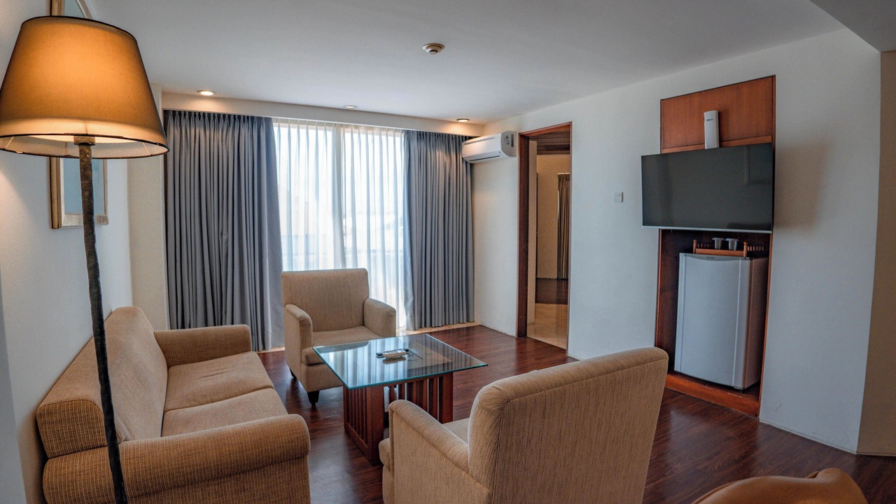 Photo of Bedroom in Kartika Plaza