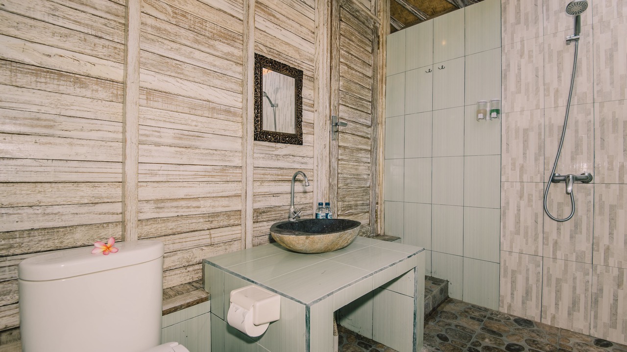 Photo of Bathroom in Ceningan Island