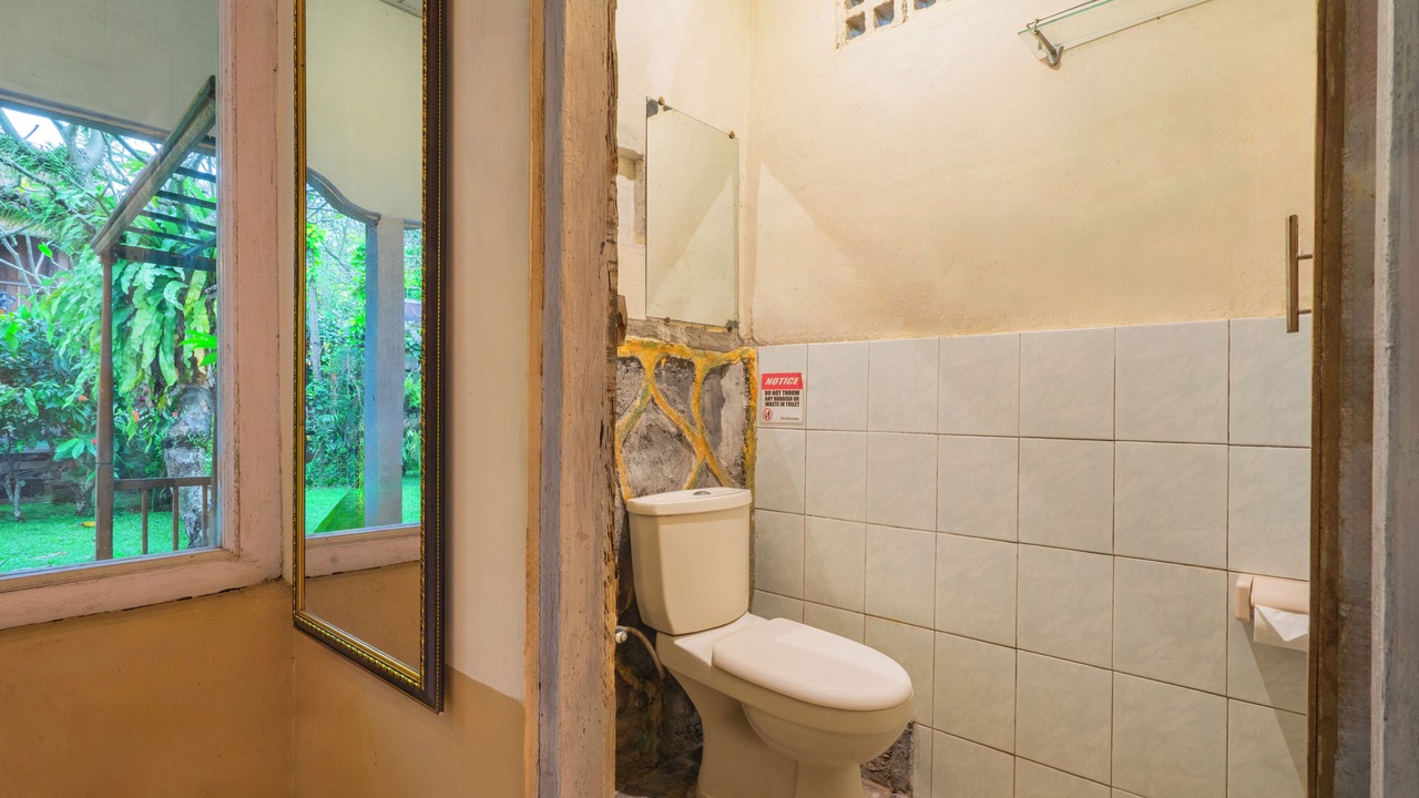Photo of Bathroom in Pemaron