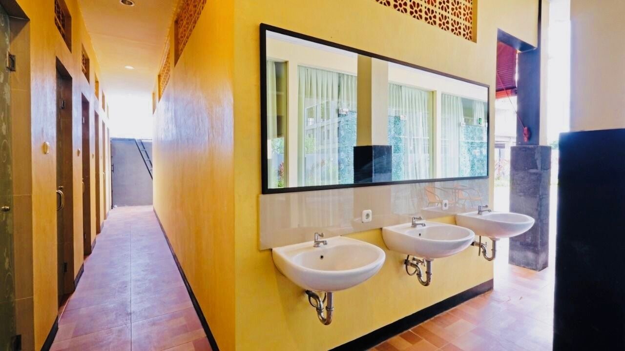 Photo of Bathroom in Padonan