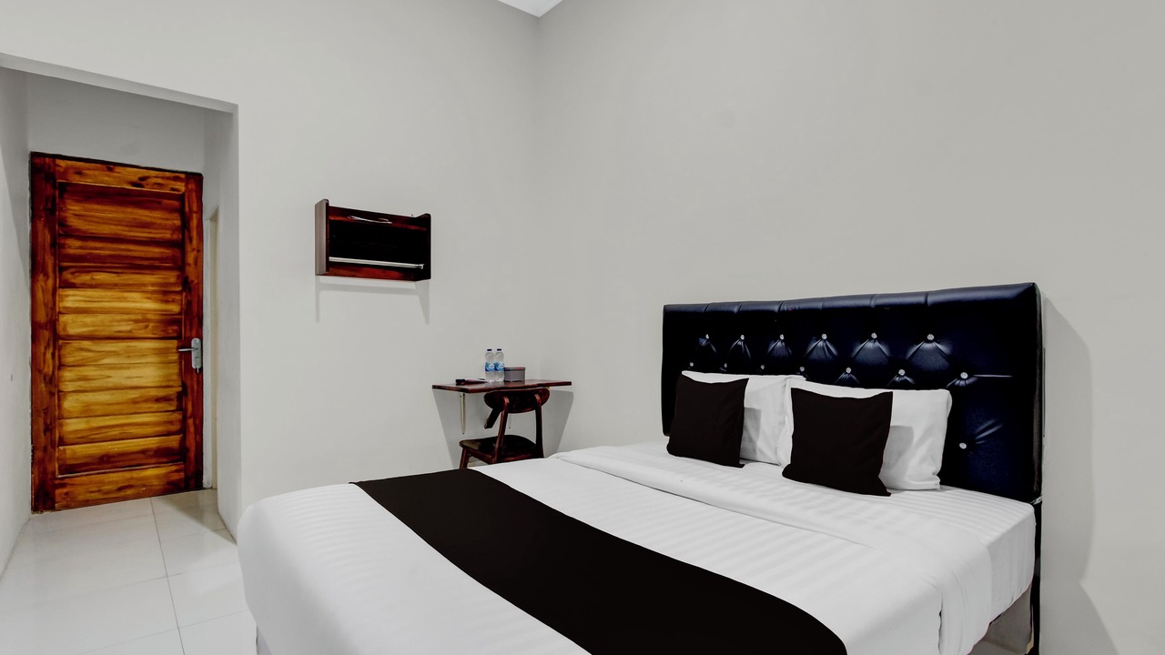 Photo of Bedroom in West Semarang