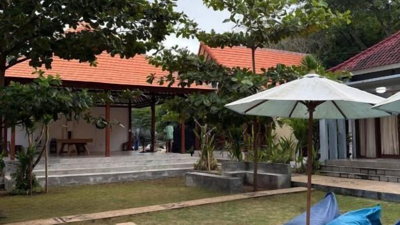 Photo of Outdoor in Mushroom Bay