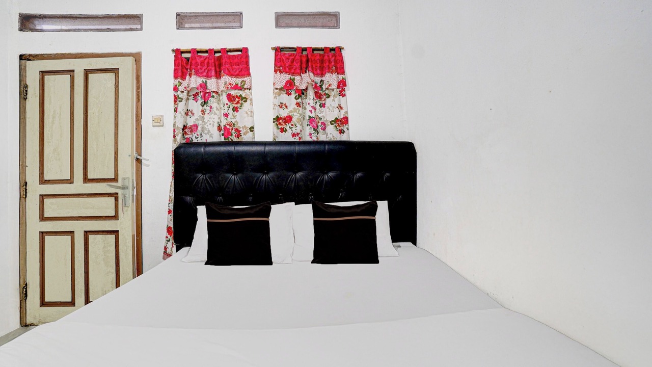 Photo of Bedroom in Cisarua