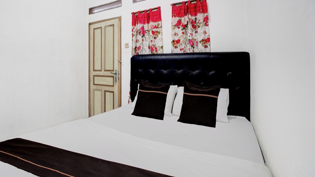 Photo of Bedroom in Cisarua