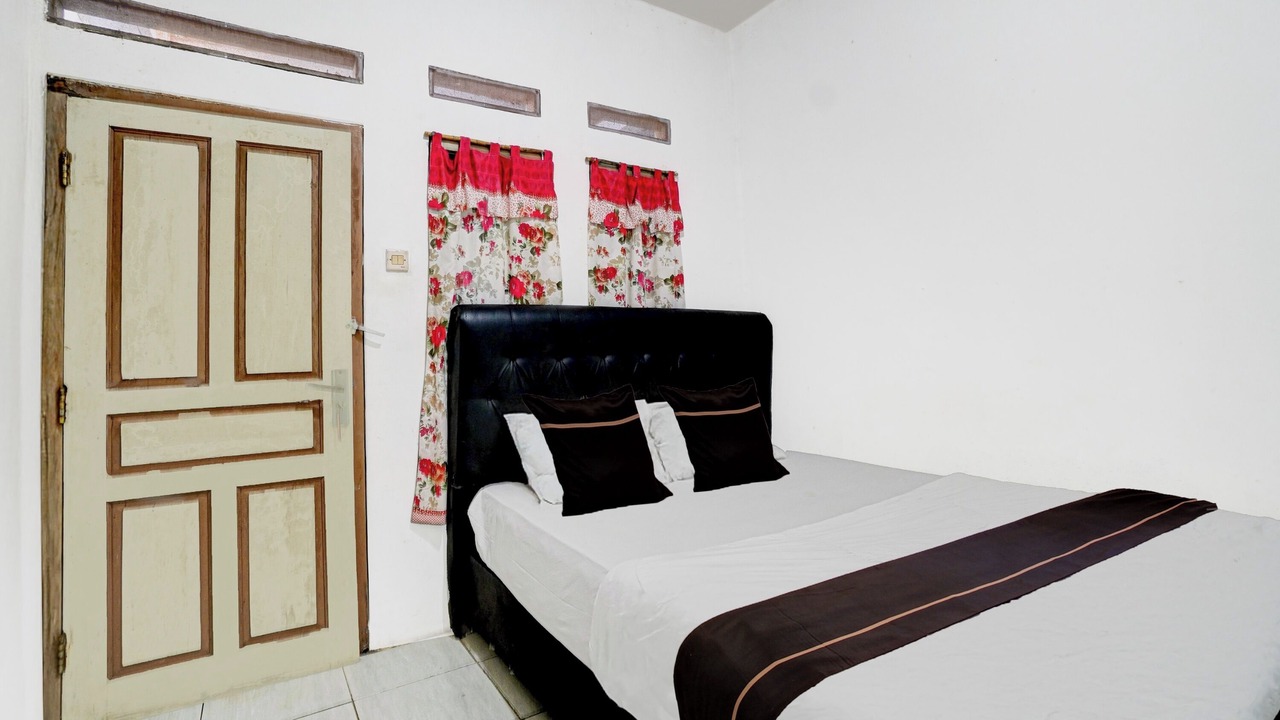 Photo of Bedroom in Cisarua