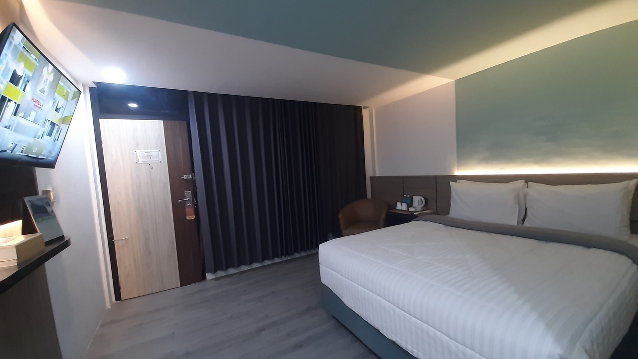 Photo of Bedroom in Meulaboh