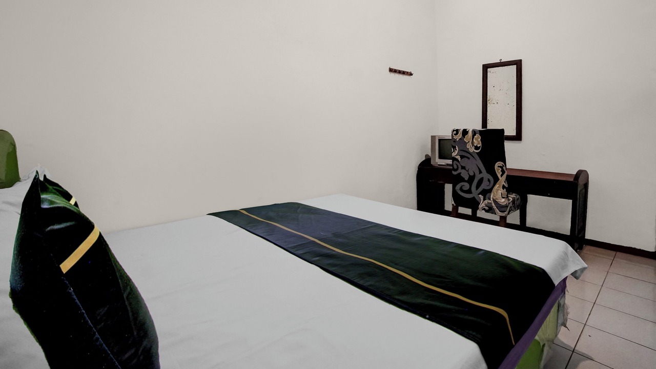 Photo of Bedroom in Batu