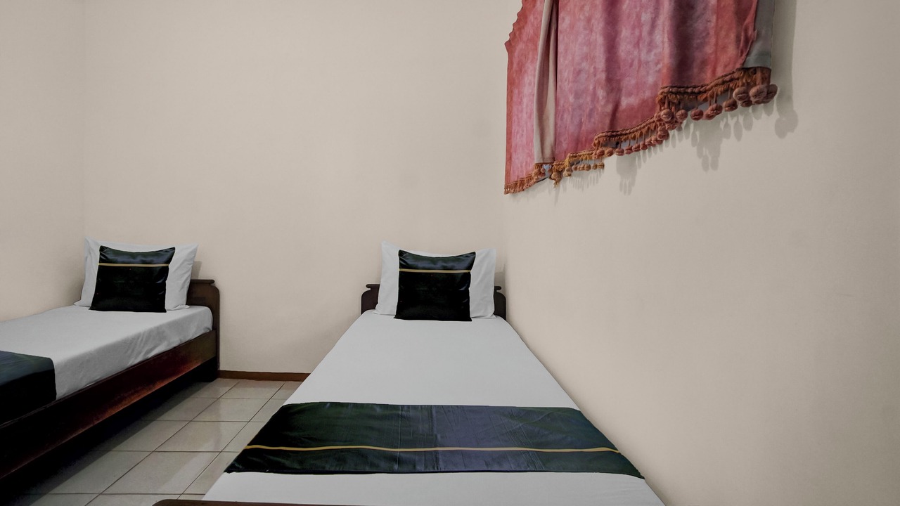 Photo of Bedroom in Batu