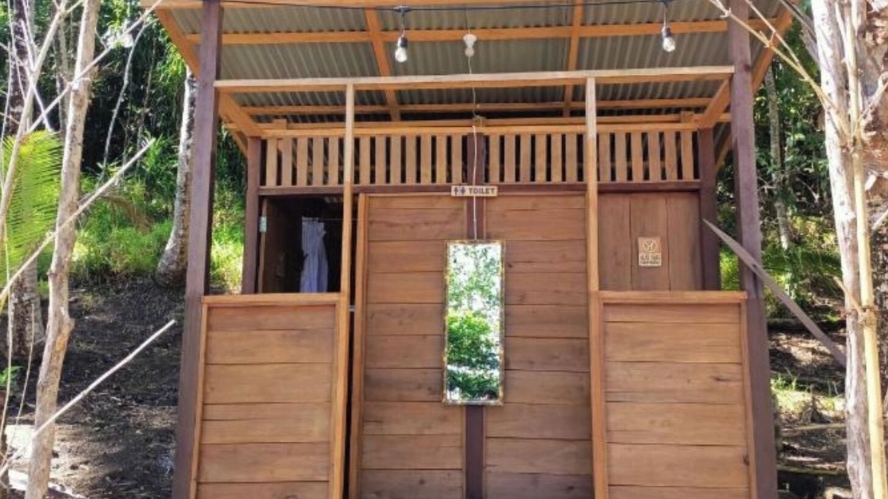 Photo of Bathroom in Waisai