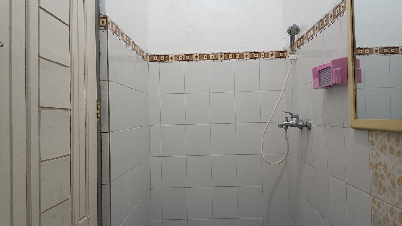 Photo of Bathroom in Pakem