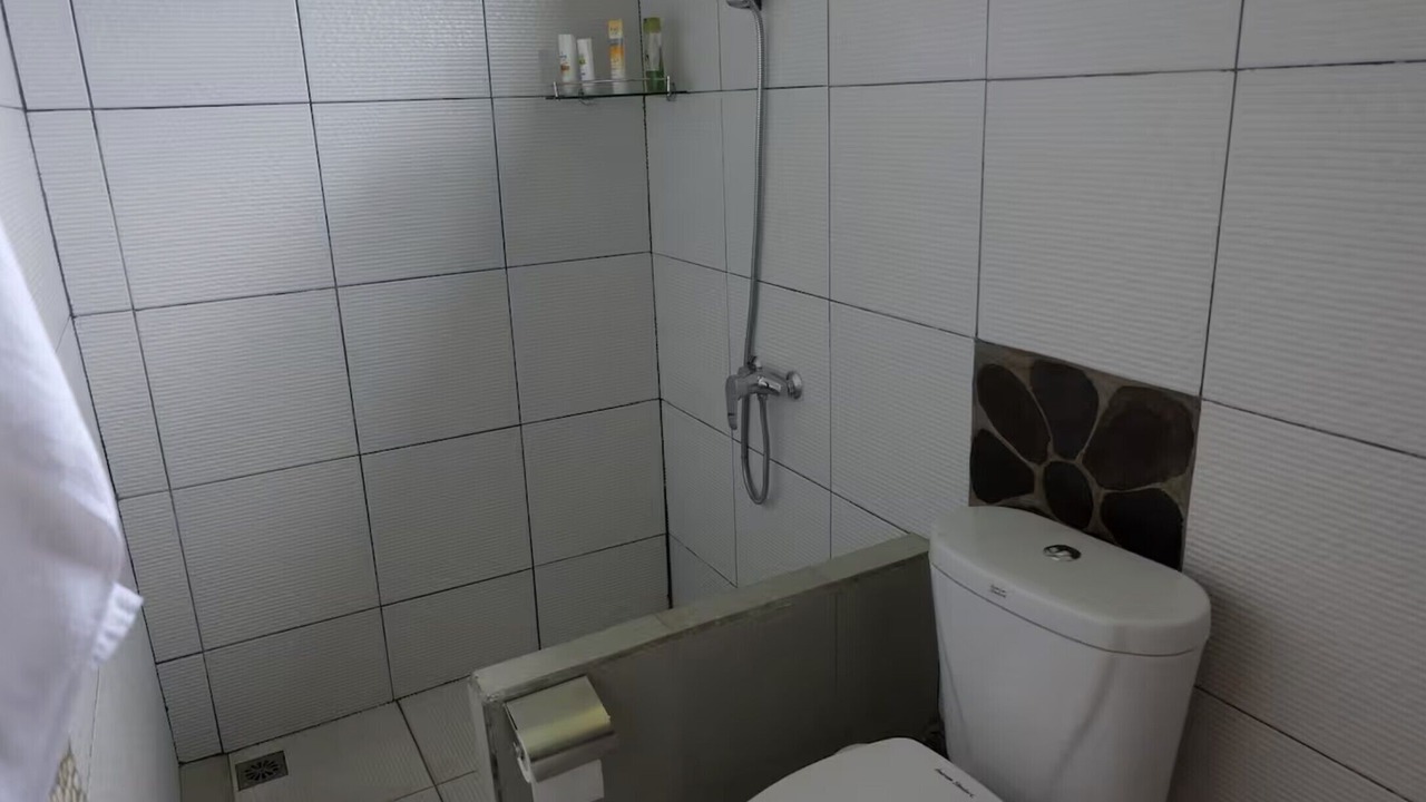 Photo of Bathroom in Pemaron