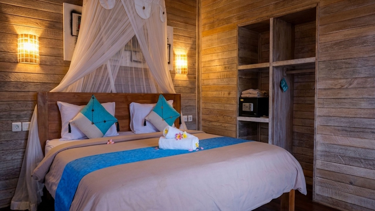 Photo of Bedroom in Mushroom Bay
