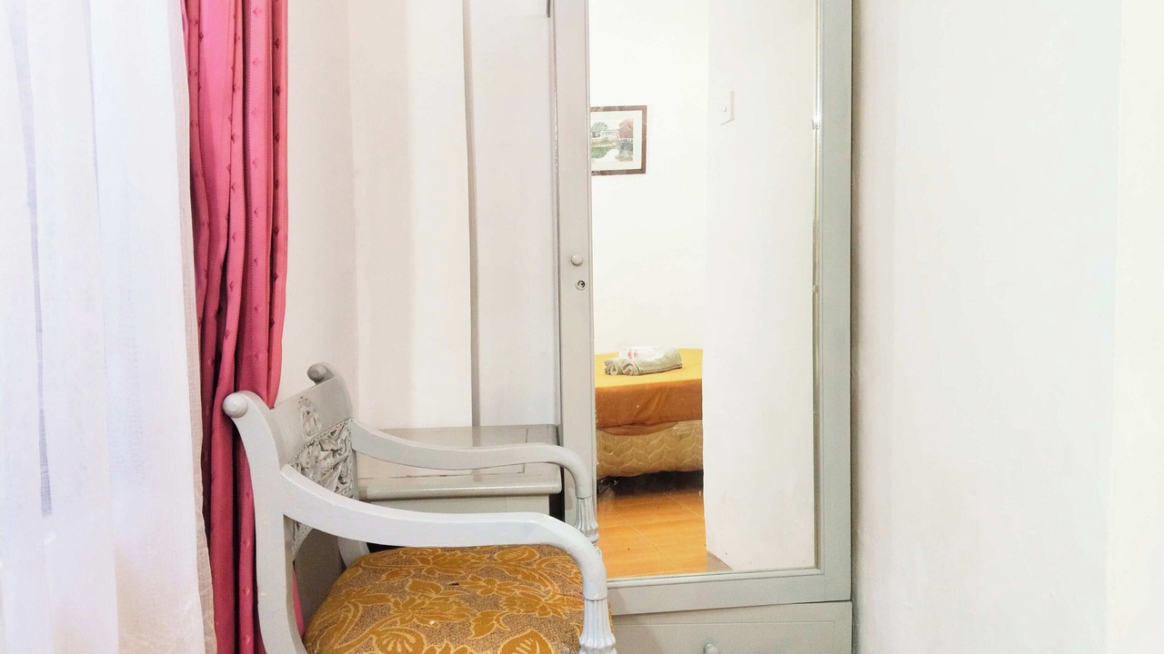 Photo of Bedroom in Jaksa Street