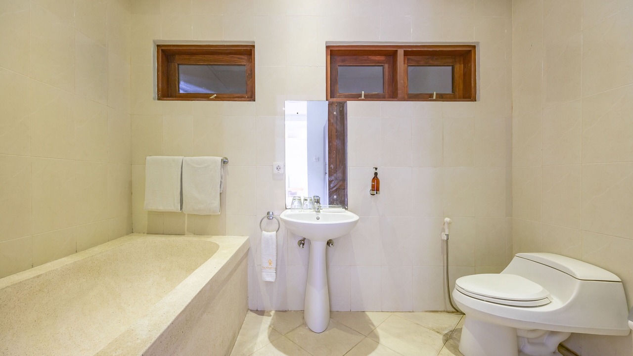 Photo of Bathroom in Tumbak Bayuh