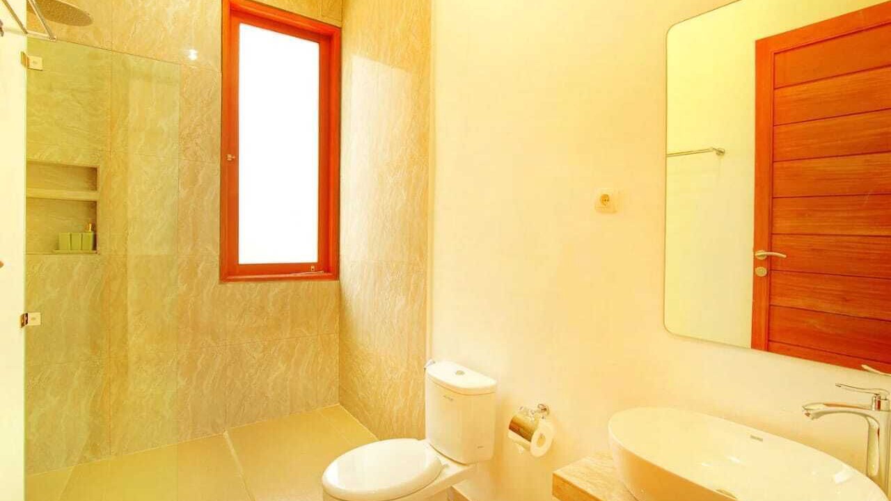 Photo of Bathroom in Mumbul