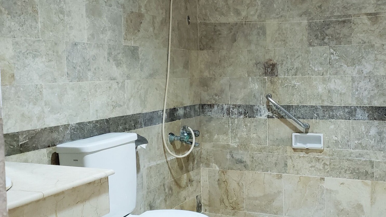 Photo of Bathroom in Biak