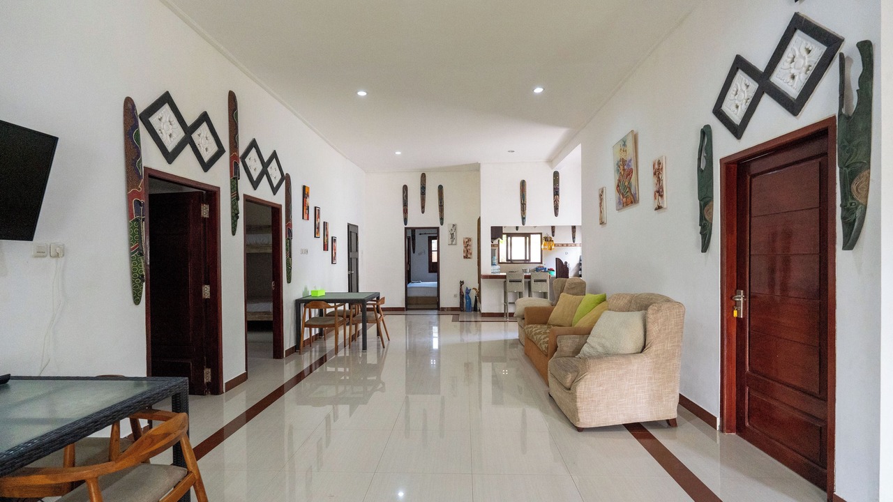 Photo of Livingroom in Seraya Barat