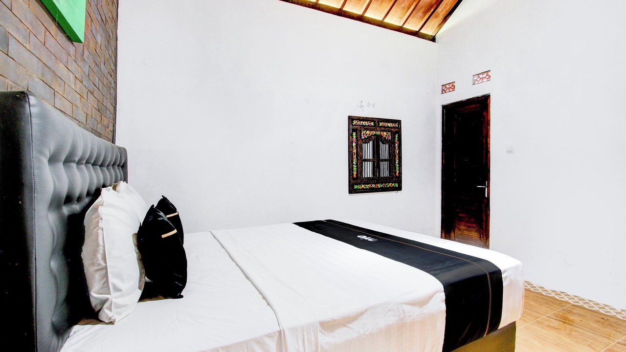 Photo of Bedroom in Kaliurang